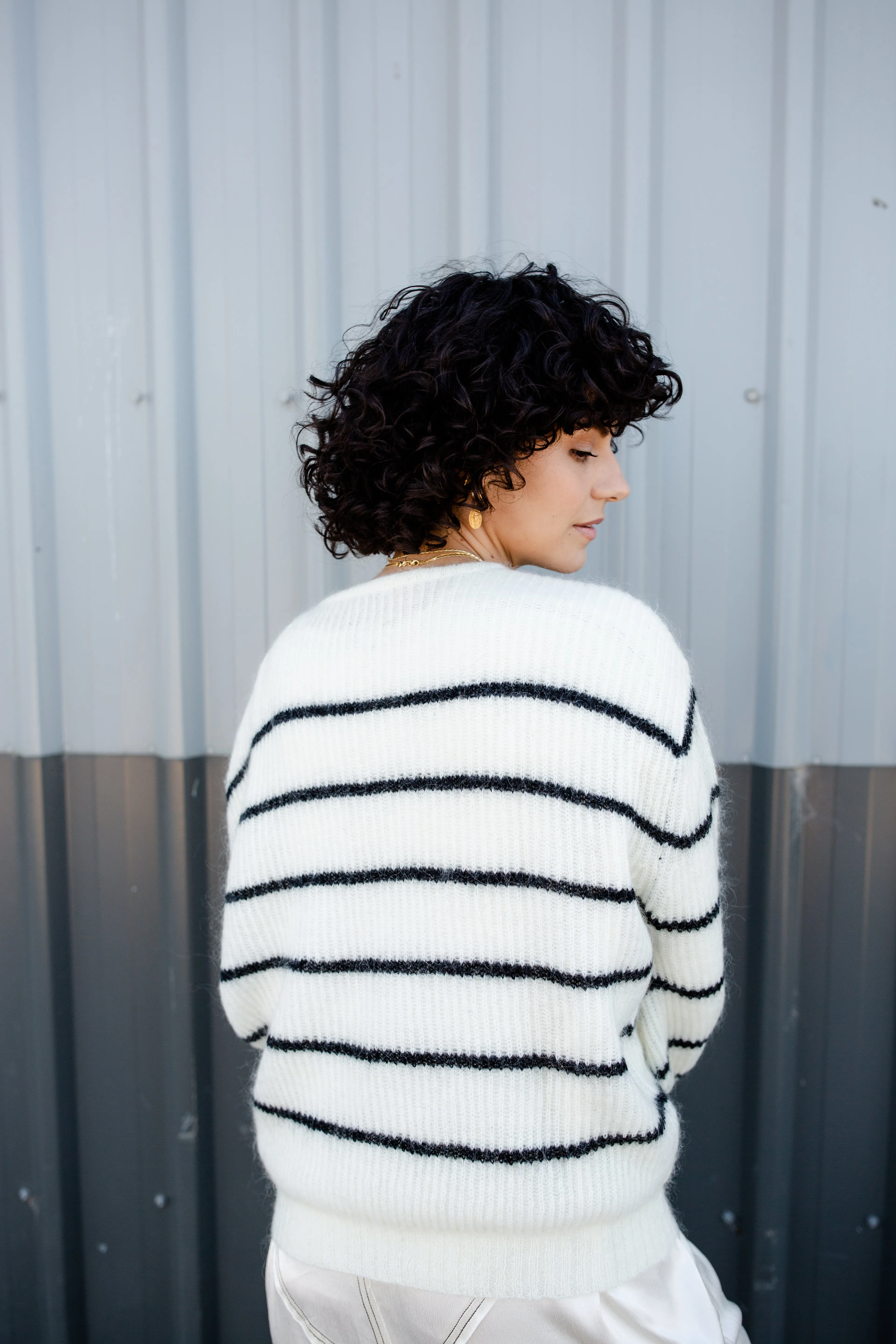 AVA STRIPE SWEATER - SNOW/BLACK