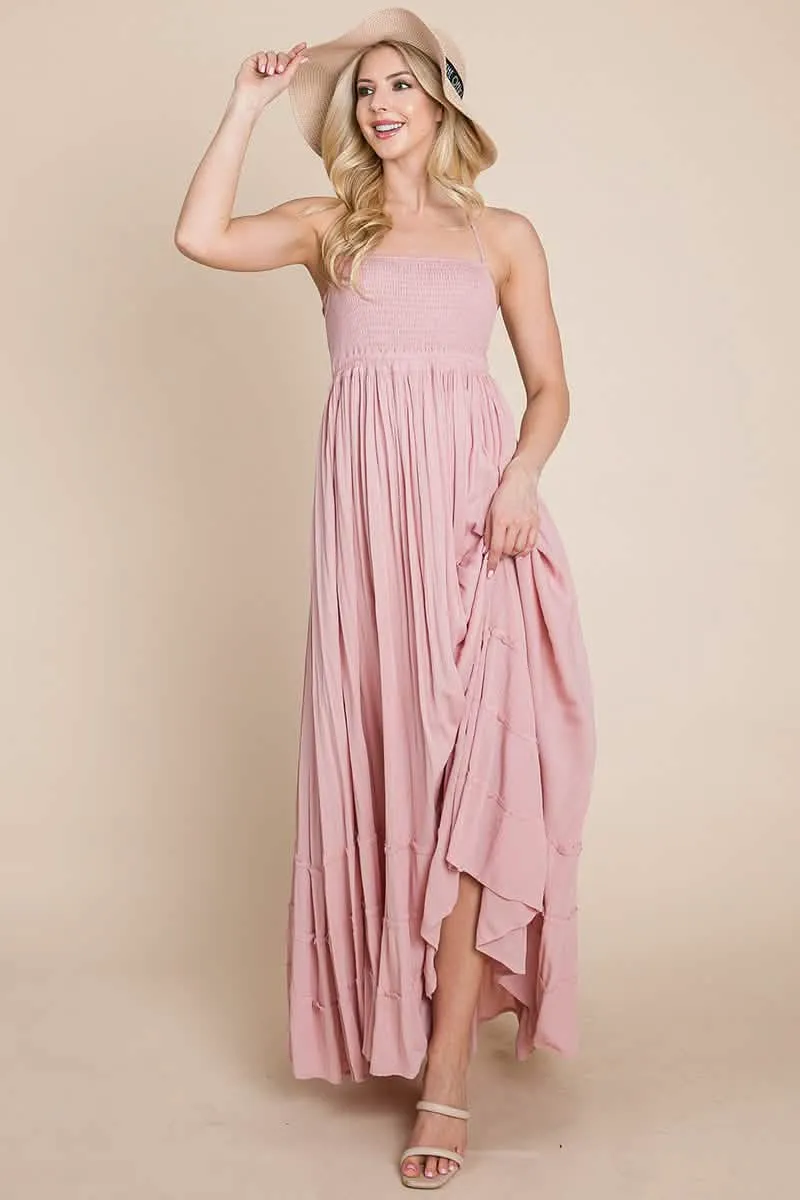 Backless Bohemian Pleated Maxi Dress with Stylish Smocked Accents