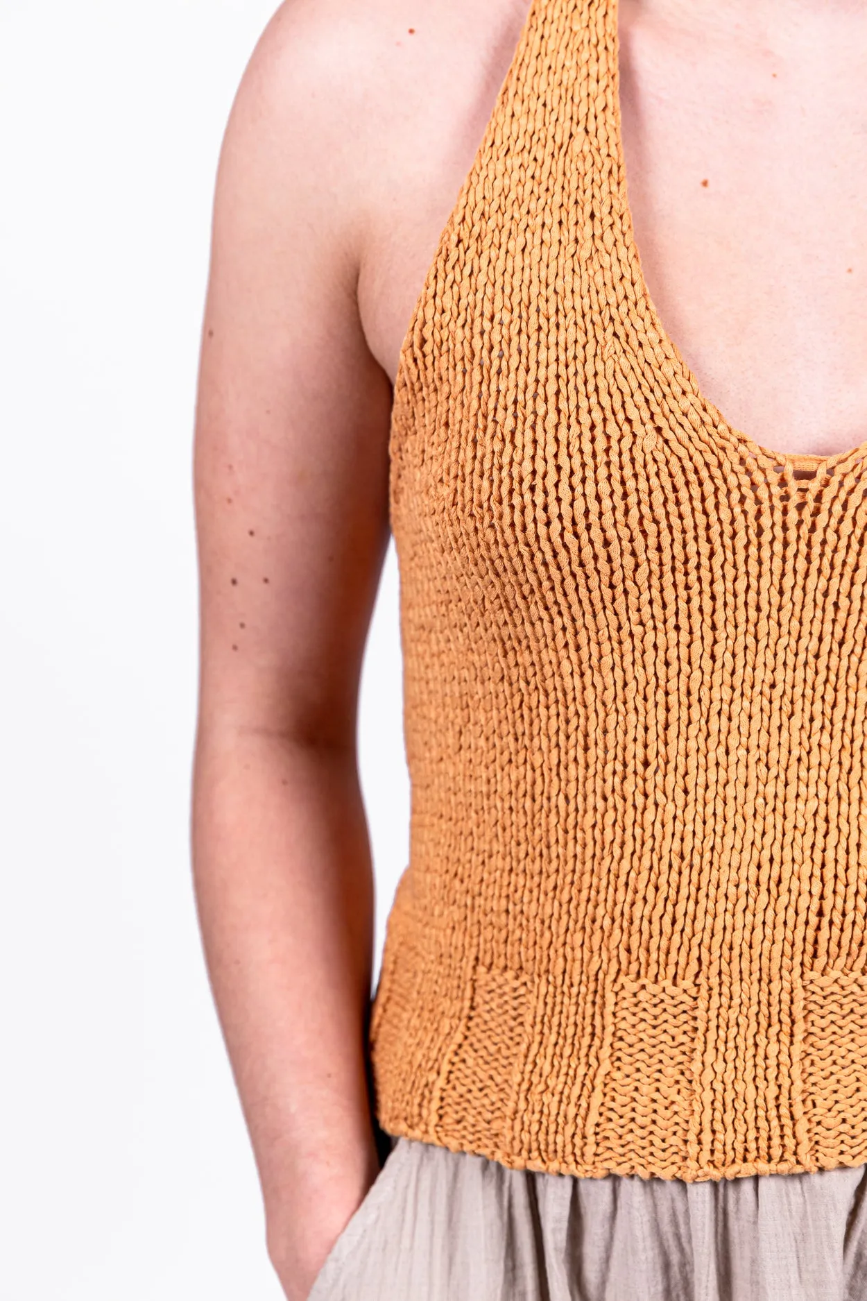 Bien knit top in peach