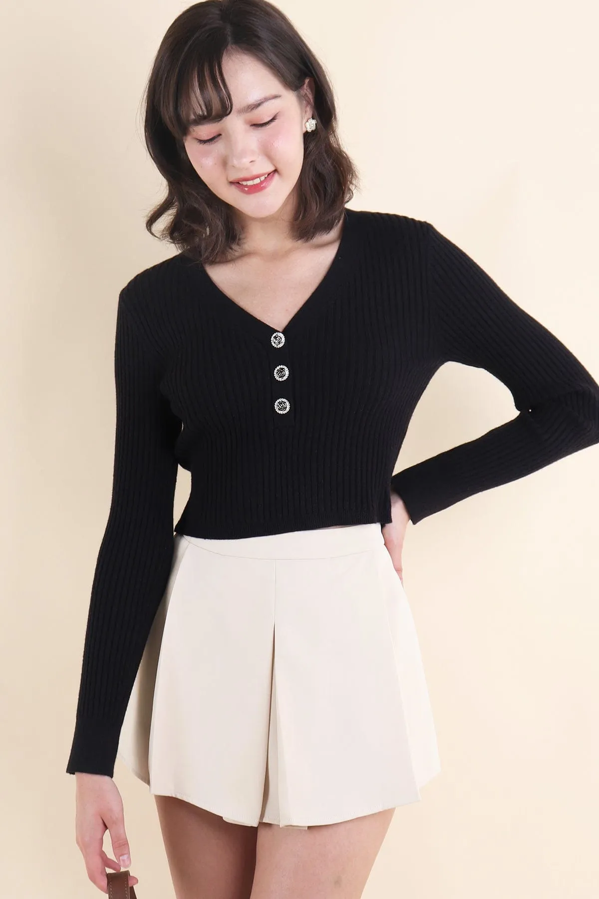 COCO RIBBED KNIT TOP IN BLACK