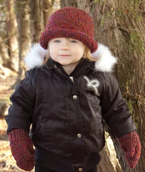 Free Comfortspun Hat & Mittens Knit Pattern