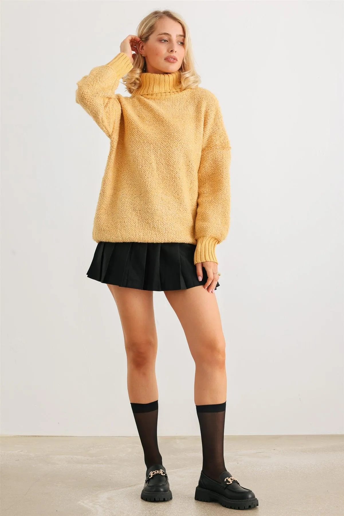 Honey Knit Turtle Neck Long Sleeve Sweater /1-2-2