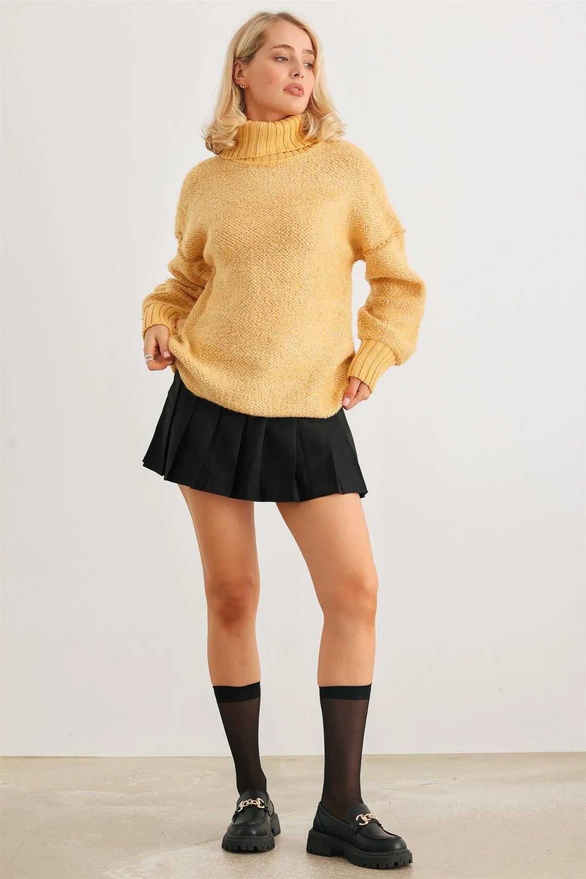 Honey Knit Turtle Neck Long Sleeve Sweater /1-2-2