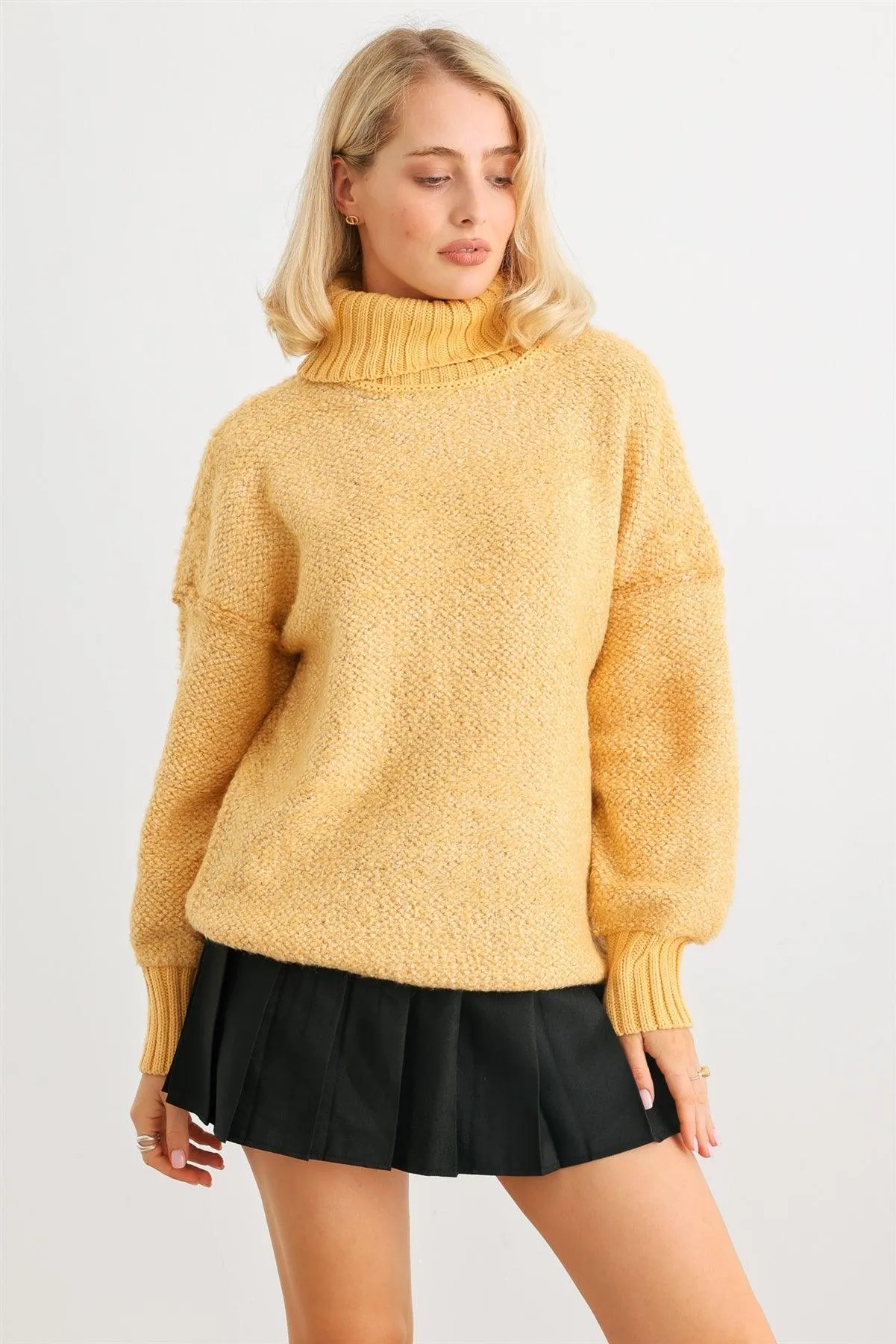 Honey Knit Turtle Neck Long Sleeve Sweater /1-2-2