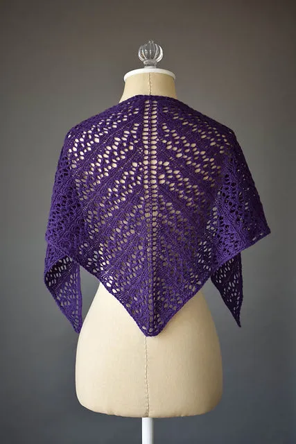 Hyacinth Shawlette by Rachel Brockman *Universal Pattern*