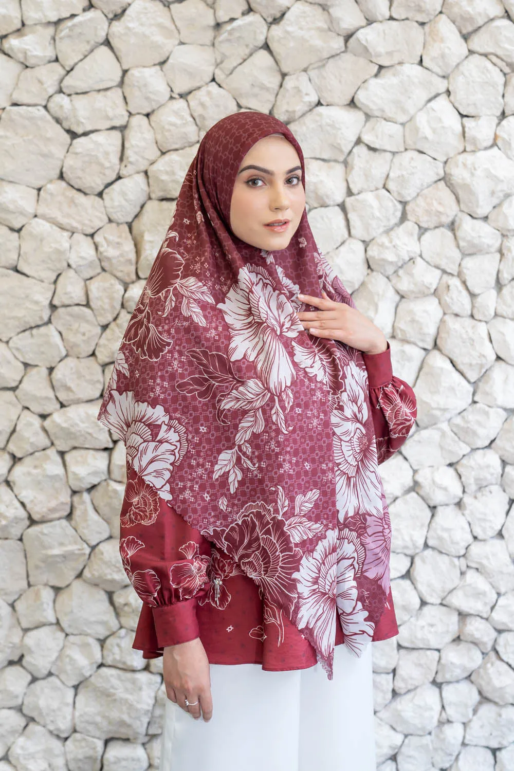 Leysha Scarf Syar'i Red Delight