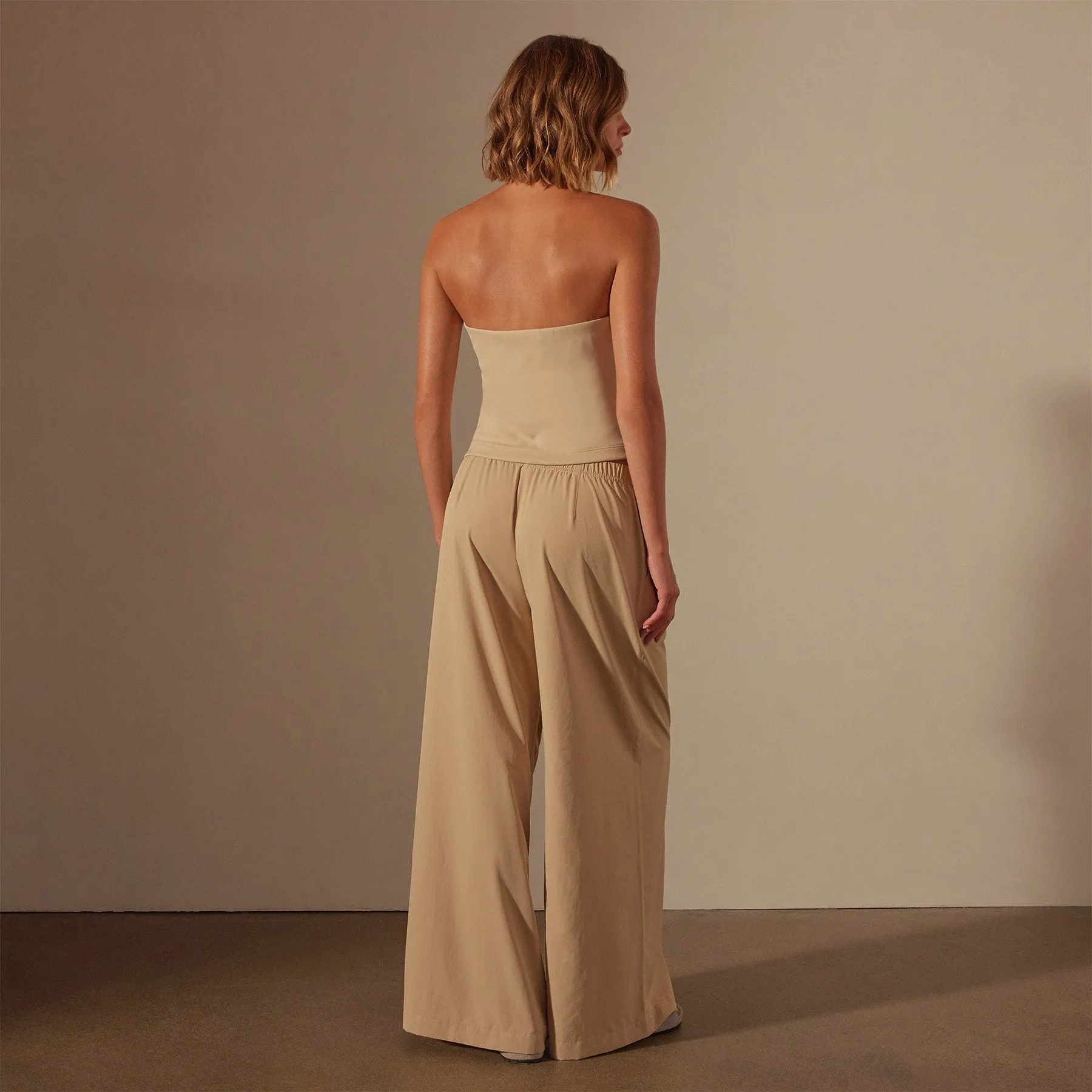 Lightweight Matte Sateen Wide Leg Pant - Sand Dune