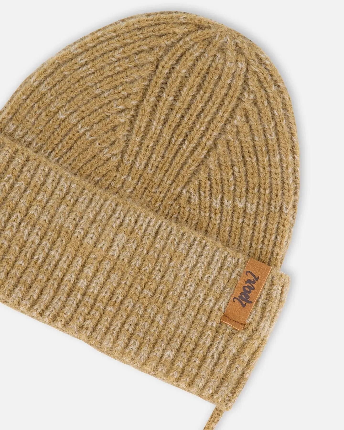 Mid-Season Knit Hat With Strings light Brown