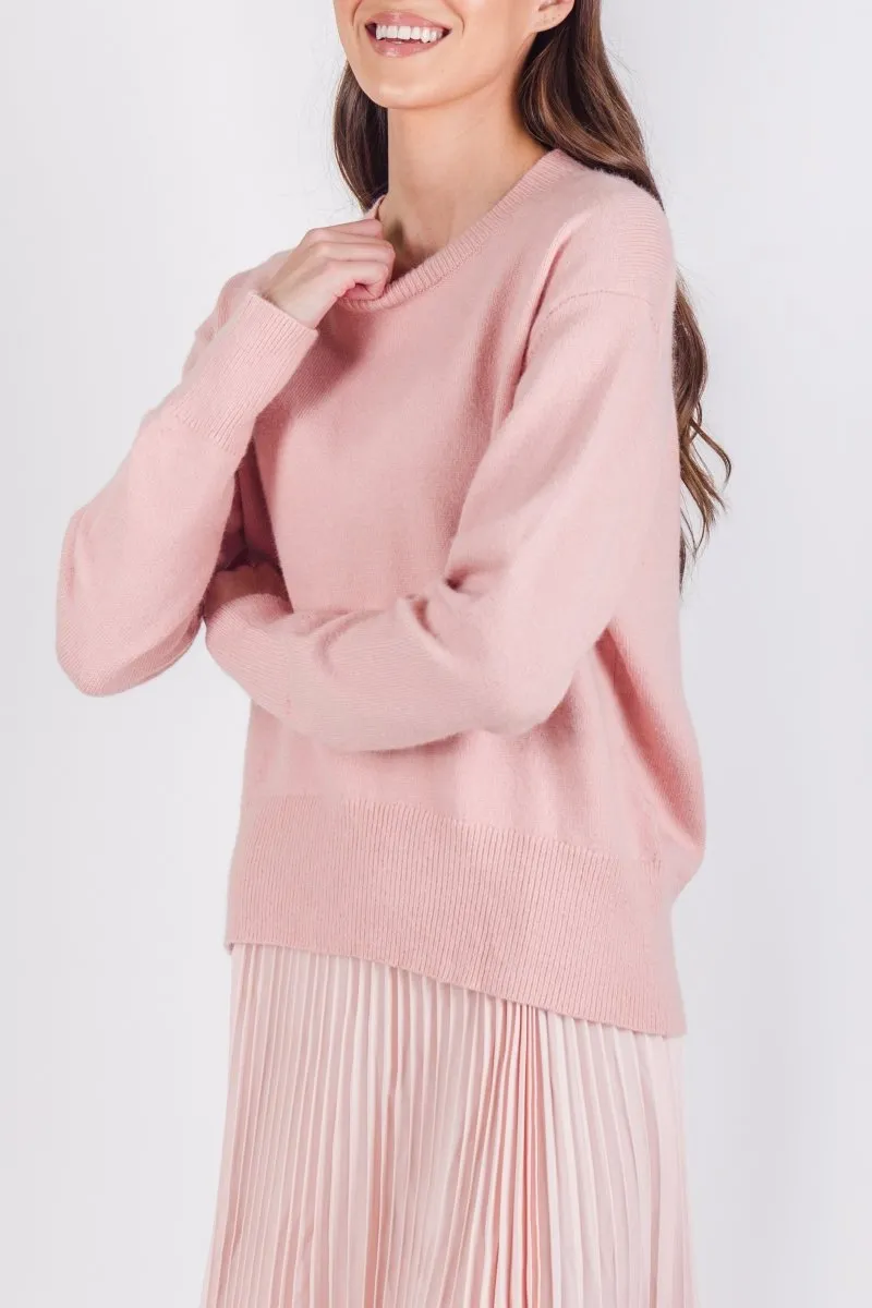 OVERSIZED SWEATER (LIGHT PINK)