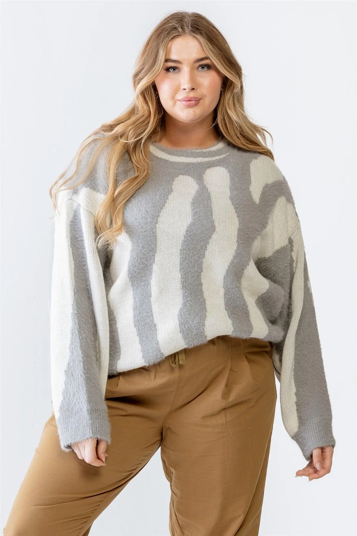 Plus Size Grey Knit Fuzzy Animal Print Sweater /2-2-1