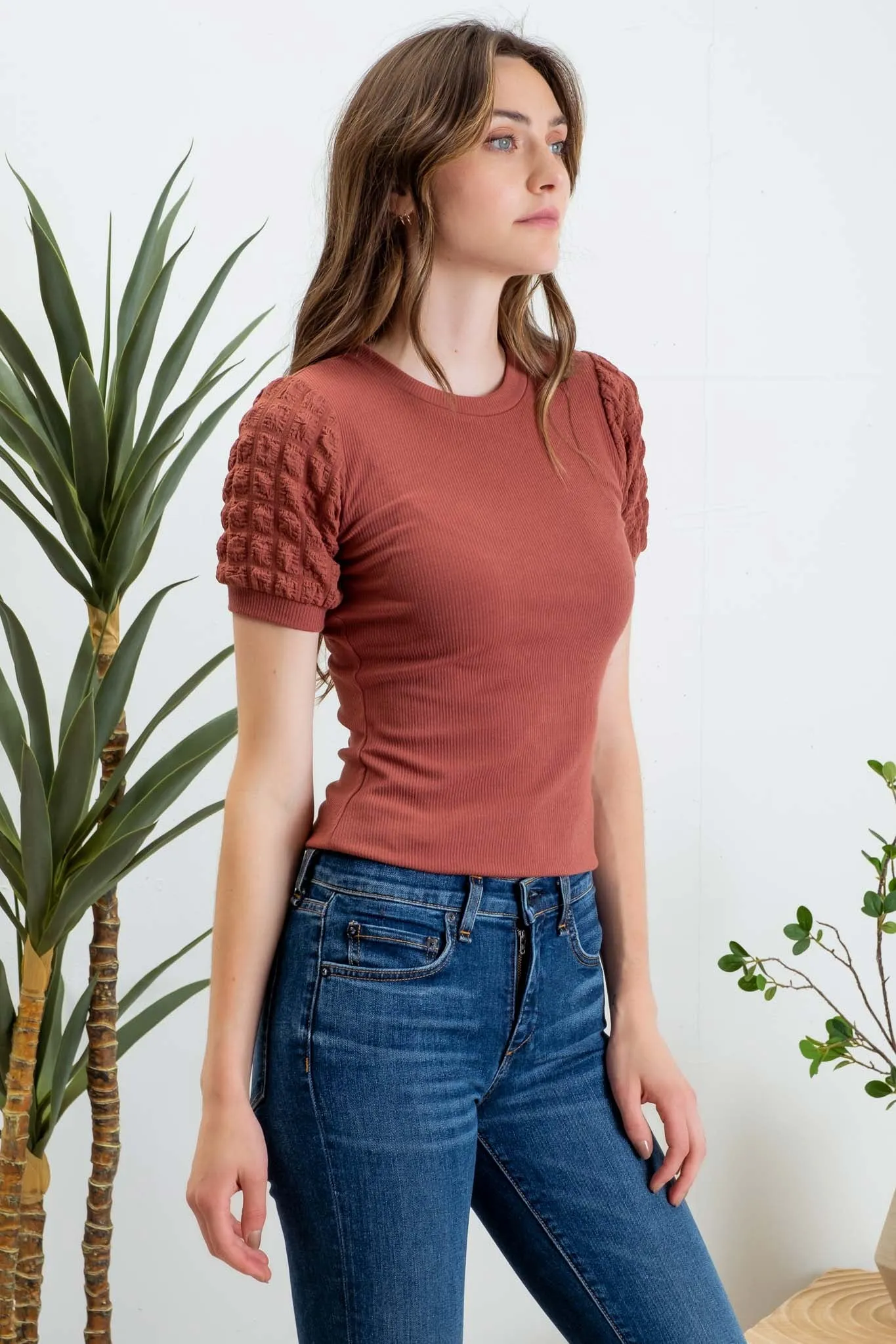 POPCORN SLEEVE KNIT TOP