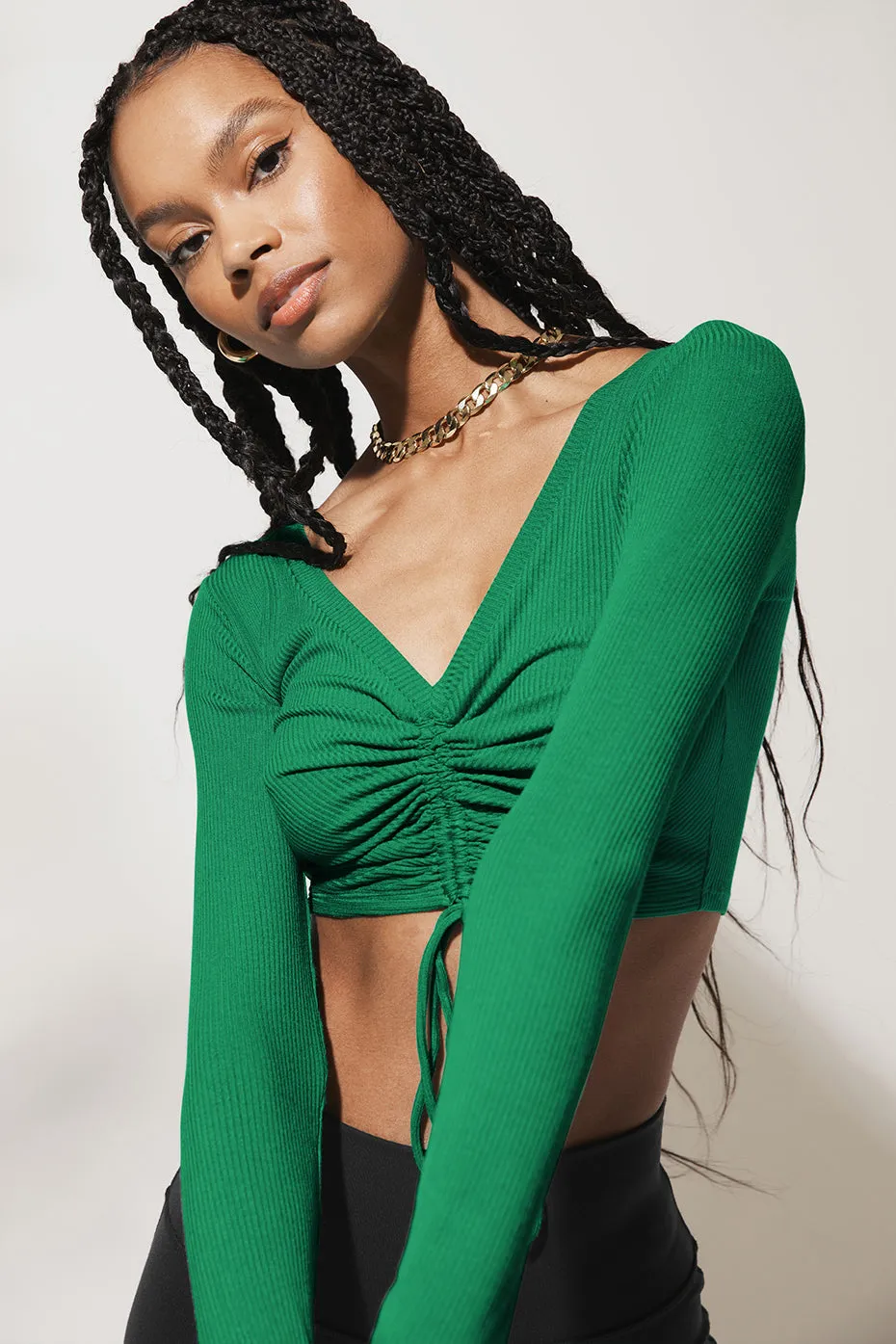 Ribbed Cinch Cropped Long Sleeve - Green Emerald