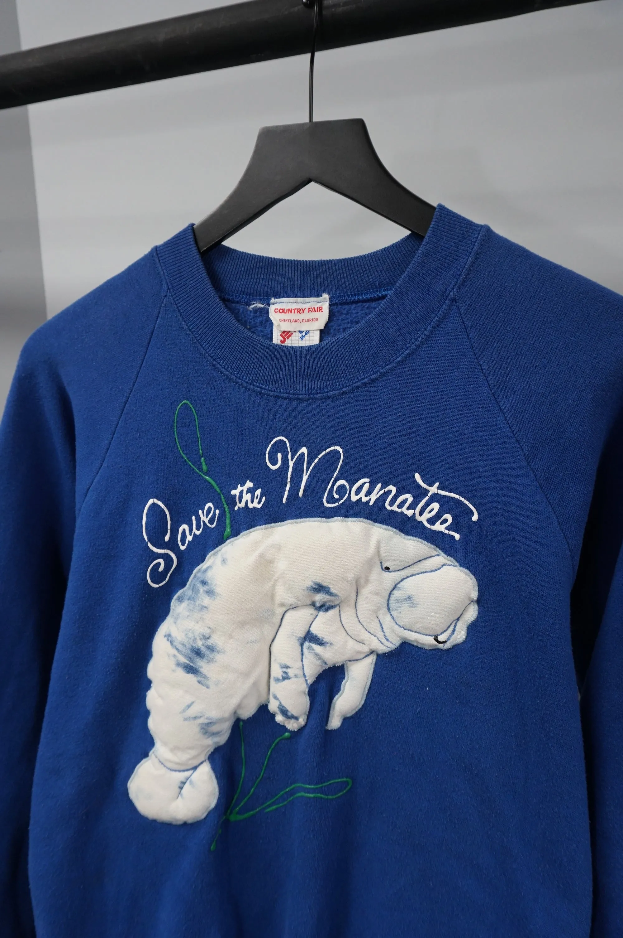 (S/M) Vtg Save The Manatees Crewneck