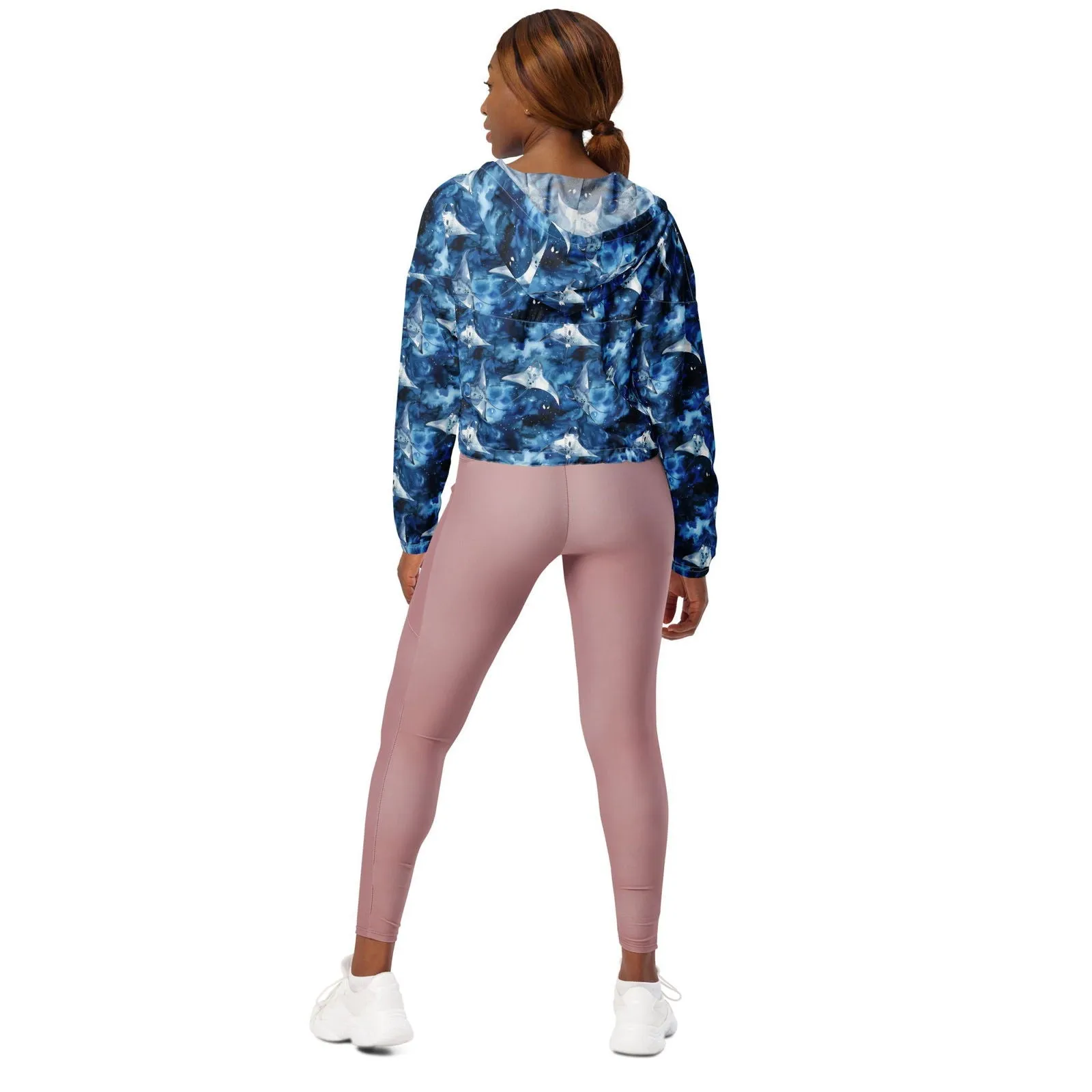 Starry Manta Ray Dance Women’s cropped Windbreaker