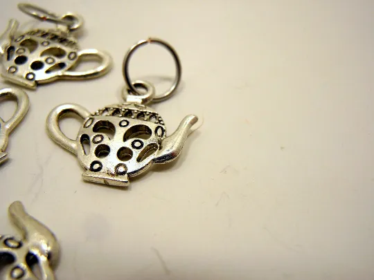 The Good China: Set of 6 Teapot Stitch Markers