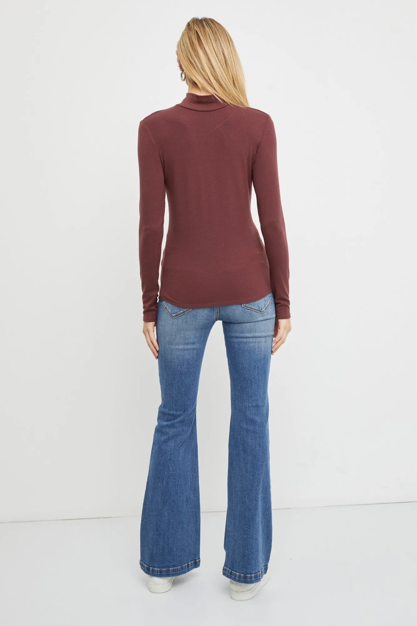 Turtle Neck Knit Top